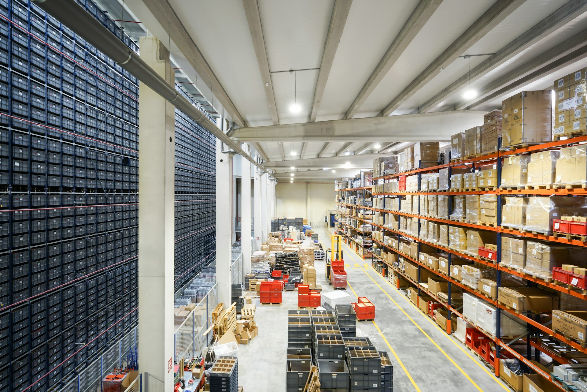 warehouse lease